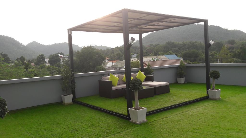 Moment House Hua Hin Hostel Εξωτερικό φωτογραφία