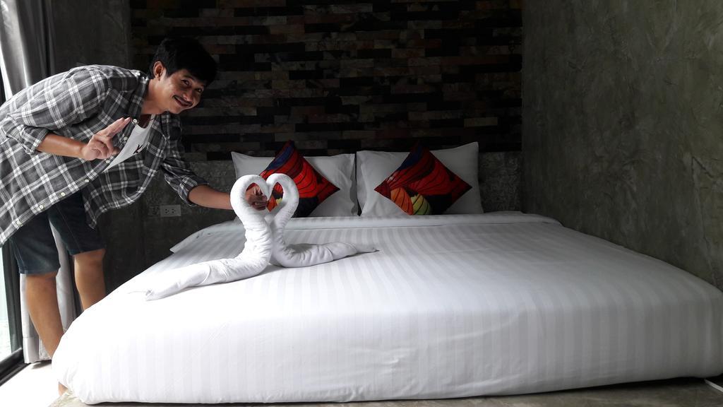 Moment House Hua Hin Hostel Εξωτερικό φωτογραφία