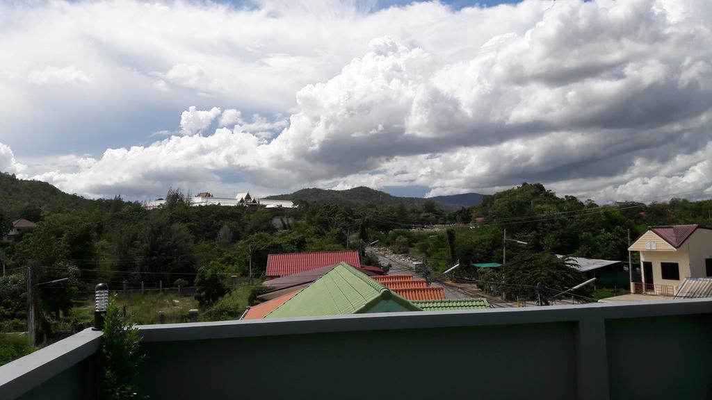 Moment House Hua Hin Hostel Εξωτερικό φωτογραφία