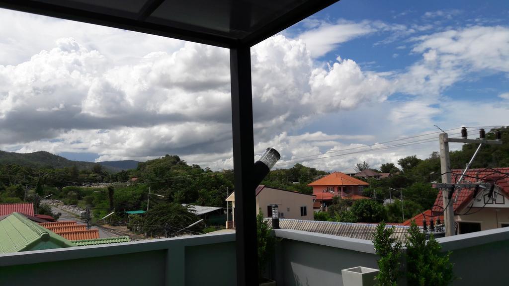 Moment House Hua Hin Hostel Εξωτερικό φωτογραφία