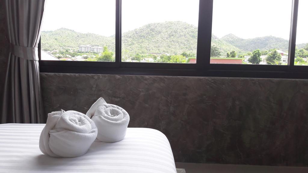Moment House Hua Hin Hostel Εξωτερικό φωτογραφία